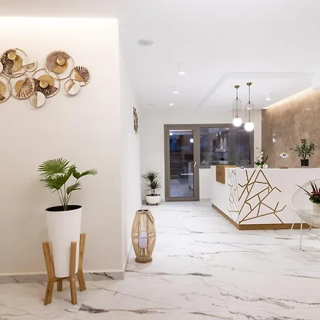 Senso Deluxe Aparthotel